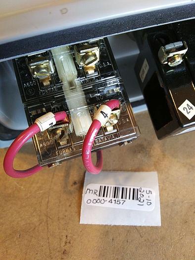 Used Enclosure Furnas 52BAK Keyed Selector Switch 52PA4G3 Indicator Light *with keys*