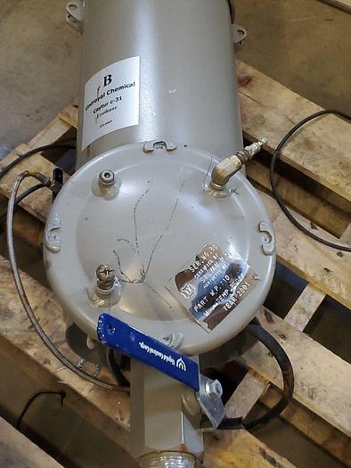 Used Liquid Control Corp CTF4, F17220193 Epoxy Pumping Machine Positive Displacement Dosing Pumps Graco