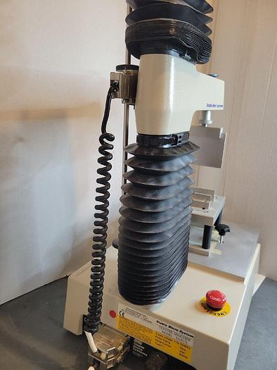 Used Texture Technologies, TA-XT2i Analyser w/ Keyboard & 2 Adaptors