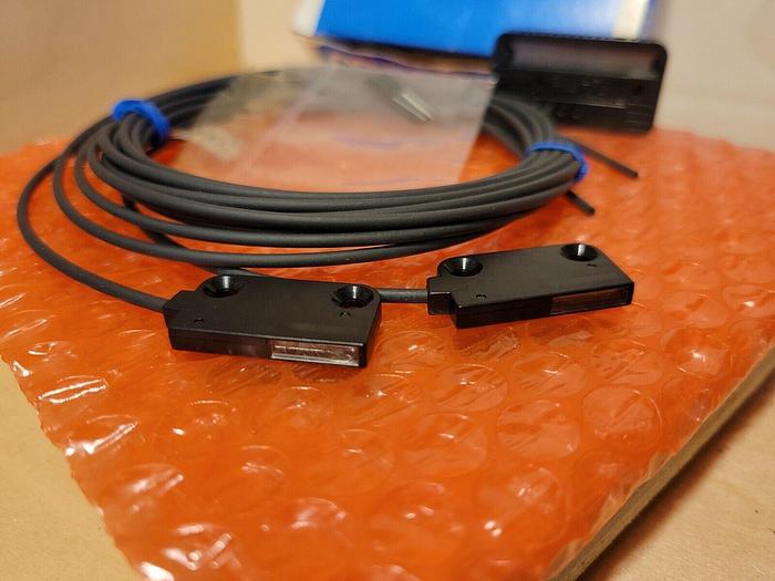 Omron E32-T16P Photoelectric Switch JAPAN