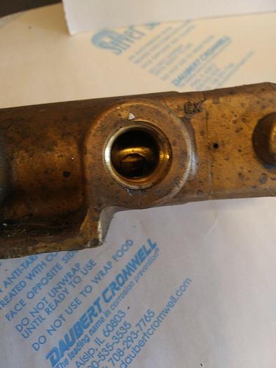 Used Versa VPP-4402 4-Way Valve