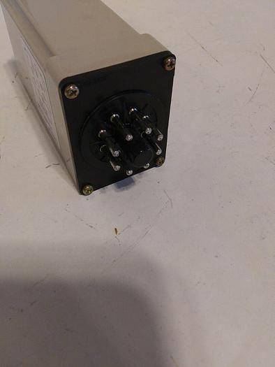 Used Omron LG2-AB-U Voltage Sensor (one unit per lot)