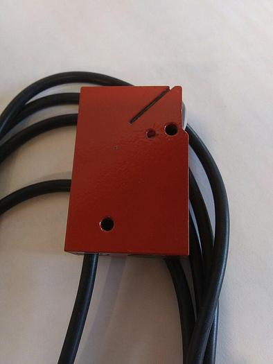 Leuze Electronic RK 18/4 G Photoelectric Sensor