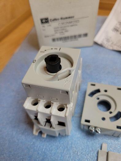 Cutler Hammer C362NM25D Door Mounted Switch