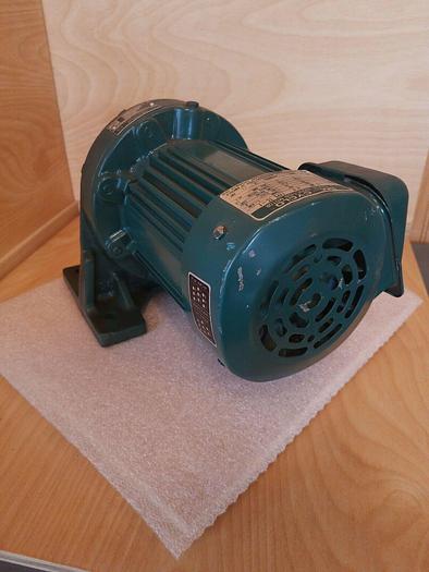 Used Sumitomo SM-CYCLO CNHM 02-4090Y A Gearmotor
