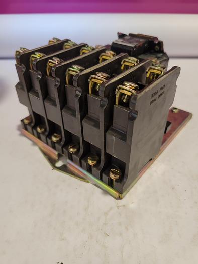 Used Joslyn Clark 5U6-2