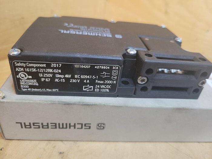 Schmersal AZM 161SK-12/12RK-024 Safety Interlock Switch, 19441501