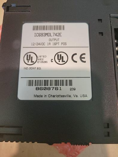 Used GE Fanuc IC693MDL742E Output