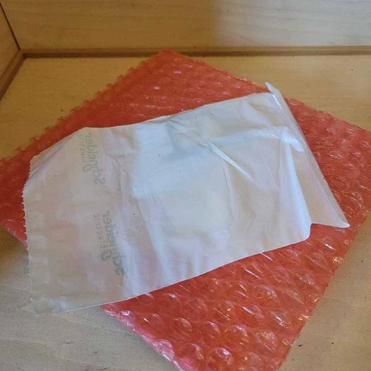 Schneider Electric Telemecanique ZBY2002 Black 22m Legend Plate Engraved New