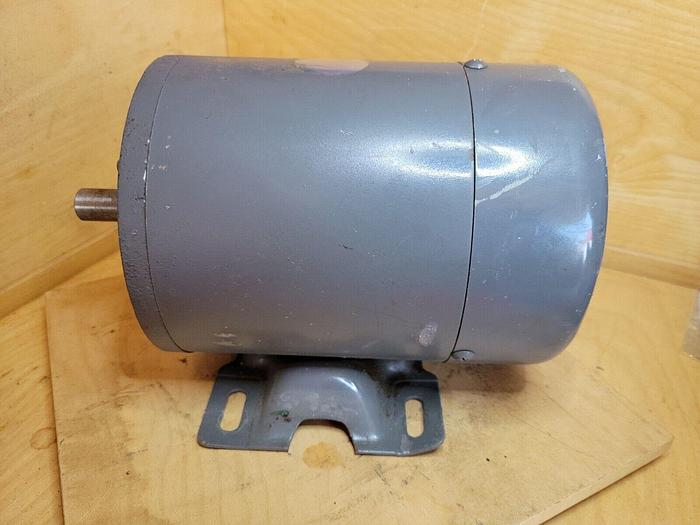 Used Electric Motor 0.5 HP 1750rpm 220V Shaft 3/4 Hp