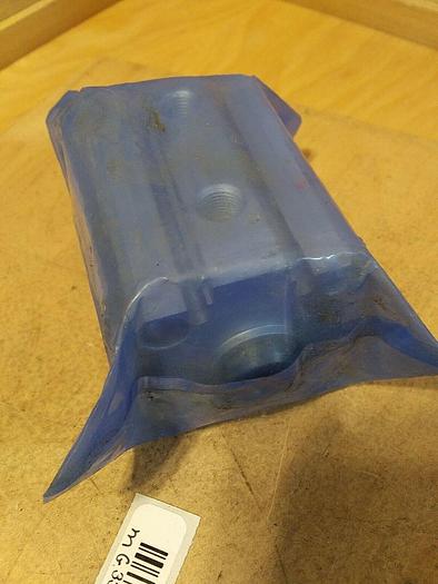 CQ2KB32-30D SMC Cylinder