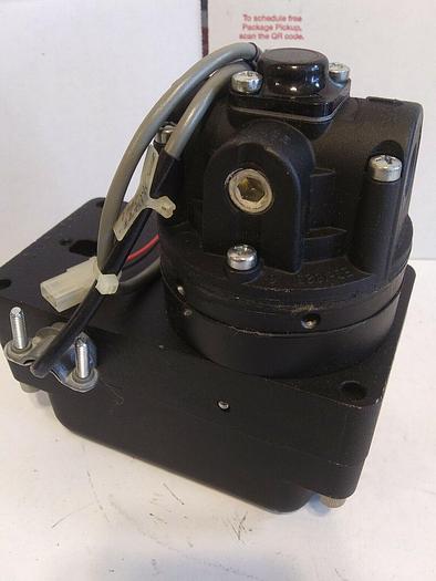 Fairchild Z14318 TB5220-9 Electric to Pneumatic Transducer