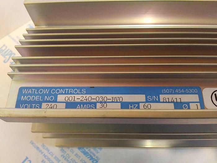 Watlow Controls Q01-240-030-BV0 Power Supply