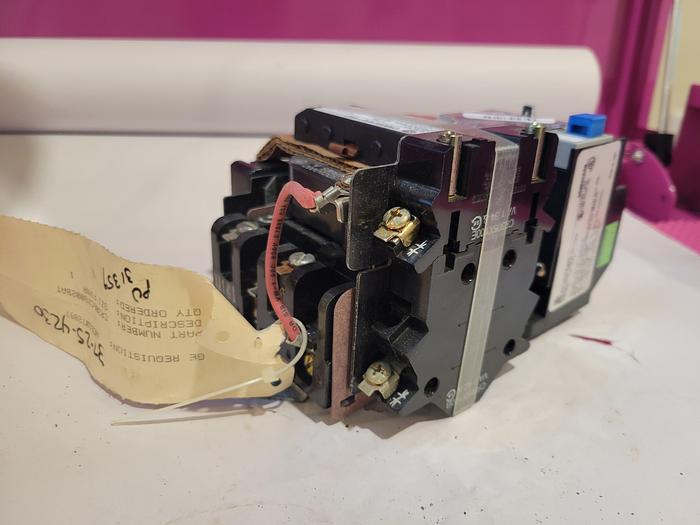 General Electric CR306CX#0 BAT, CR32CXGS