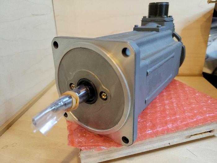 Mitsubishi HA33C-TS Servo Motor