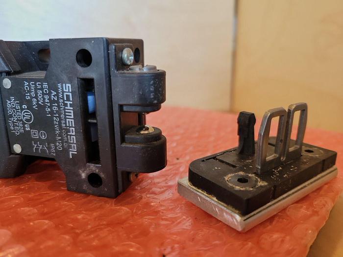 Used Schmersal AZ 16-12zvrk-M20