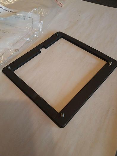 Mitsubishi E1022-ADP-BEZ Adapter Bezel E200 to E1022