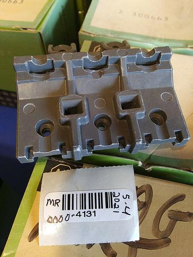 Allen Bradley X300663 Stationary Contact Block Bulk Lot