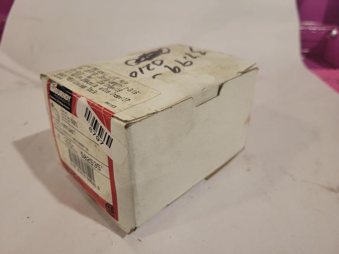 Burndy 502535 HYLUG, YA31L