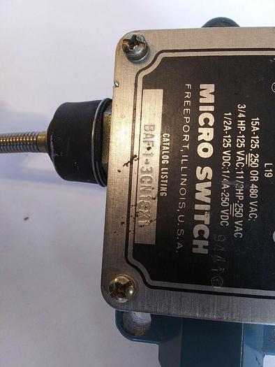 Used Micro Switch BAF1-3CN18X1 Limit Switch