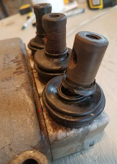 Used Casappa Hydraulic VCD 20/3 Three Valve Unit