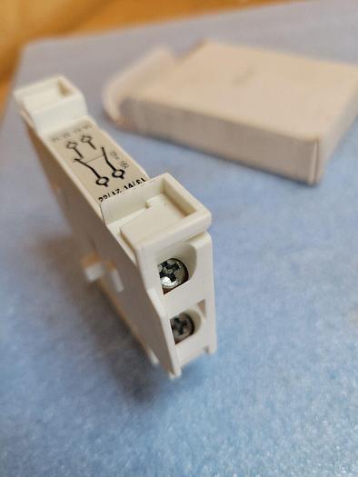 Cutler  Hammer CMACD Auxiliary Contacts (1NO, 1NC)