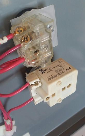 Used Square D 22" x 16" Enclosure Motor Control Start/Stop with 8536SCO3H100S