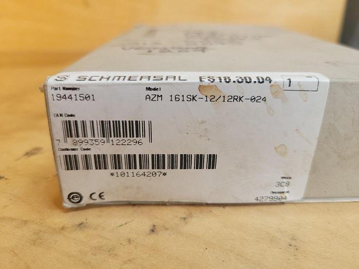 Schmersal AZM 161SK-12/12RK-024 Safety Interlock Switch, 19441501