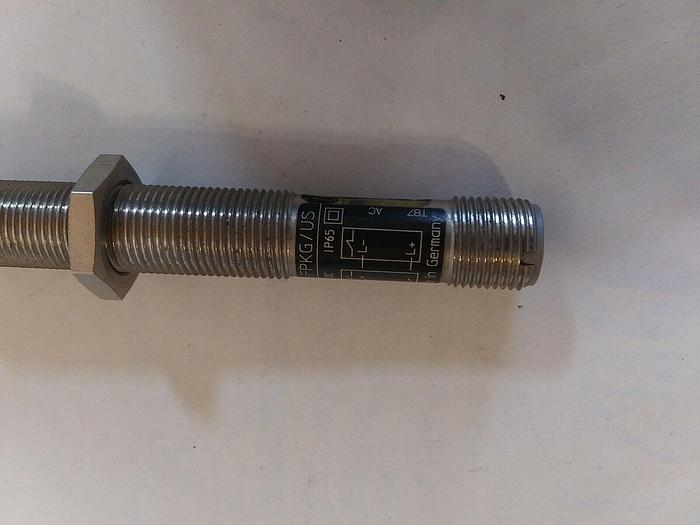 Used ifm OF5027 OFB-FPKG/US Proximity Switch