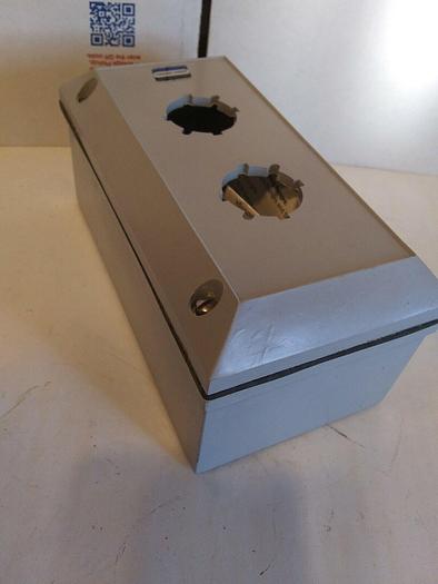 Crouse-Hinds NCS02 Control Station Enclosure