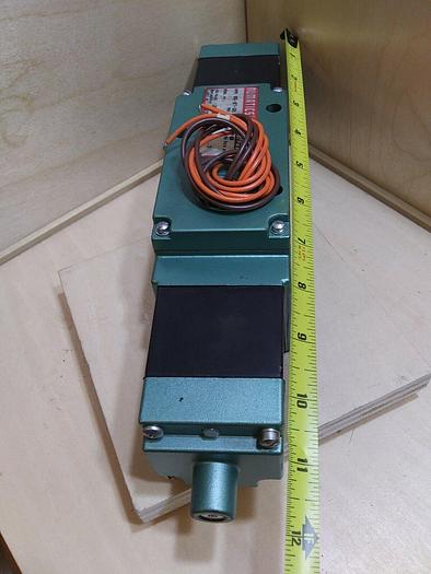 Numatics A23SS5400F Dual Solenoid Valve