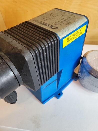 Used Omega PHP-502-G High Temp Diaphragm Pump
