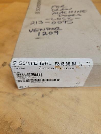 Schmersal AZM 161SK-12/12RK-024 Safety Interlock Switch, 19441501