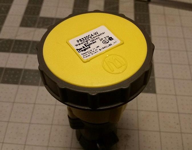 Pass & Seymour PS320C4-W Watertight Connector 20A, 12VAC Legrand