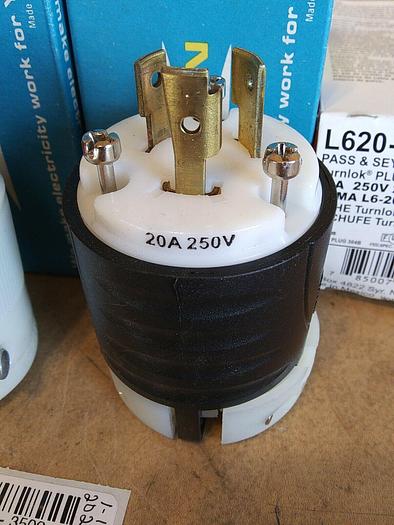 Wholesale Industrial Surplus Locking Cord Clamp Bulk Lot. 70620-C L620-P