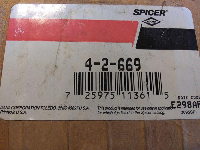 Dana Spicer 4-2-669 Flange Yoke