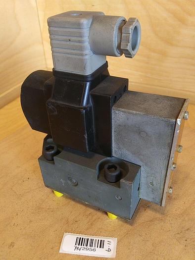 Rexroth M-3 SE/10 U/20 SERVO Valve