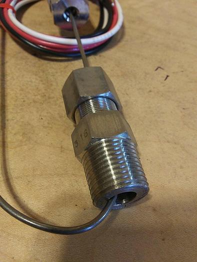 United Electric E7 7691 Temperature Controller * Range 105-125°F