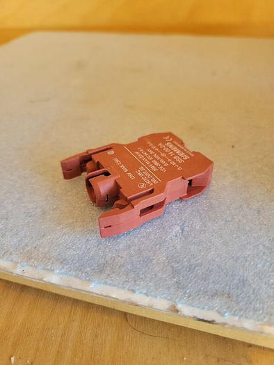 Siemens 3SB1 400-2A Lampholder BA9s 4011209023697