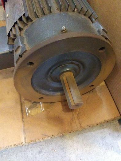 Used Lincoln Electric 4B4S5TC61Q15 Motor. *User Refurbished.