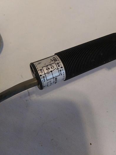 Used Telemecanique XUB-H083135S Photoelectric Sensor