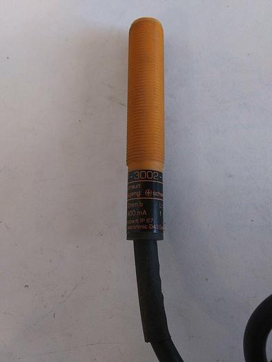 Used IFM Efector IF-3002-BPOG Proximity Sensor