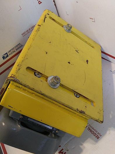 Used Allen Bradley 800P-1F2NBS Safety Switch with Verson Twin Circuit Operator...