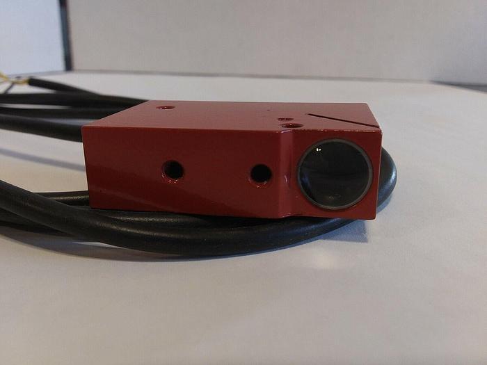 Leuze Electronic RK 18/4 G Photoelectric Sensor