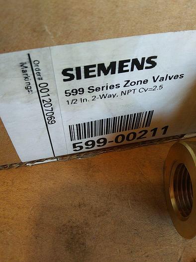 Siemens 599-00211 2-way 599 Series Zone Valve. 1/2in NPT