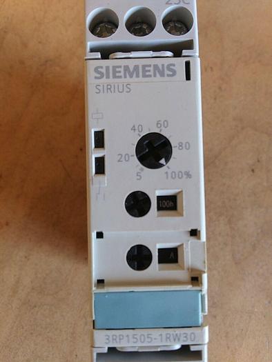 Siemens 3RP1505-1RW30 Electronic Time Relay