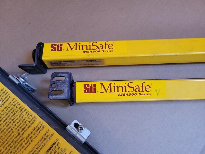 Used Scientific Technologies Inc LCCFB-AC1-U, MS4328BR, MS4328BX Light Curtain