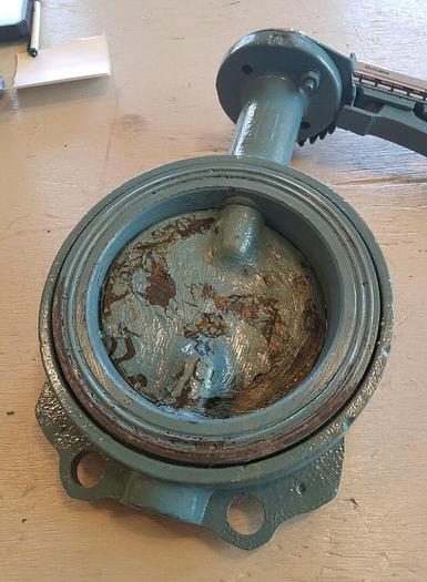 Used DeZurik 9368125R000, Size 6" BGS Style