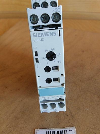 Siemens 3RP1505-1RW30 Electronic Time Relay