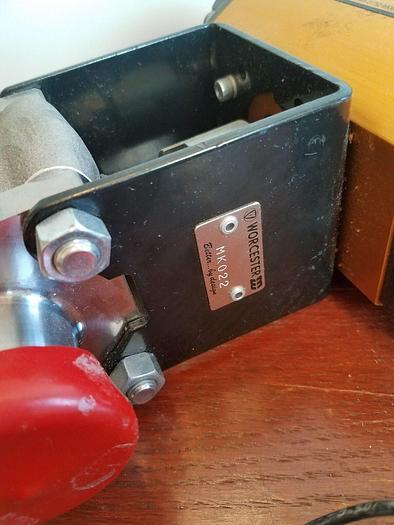 Worcester Controls Series 39 Double Acting Pneumatic Actuator w/ Sanitary Valve